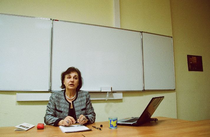Файл:Glagoleva's lecture 13.04.11a.jpg